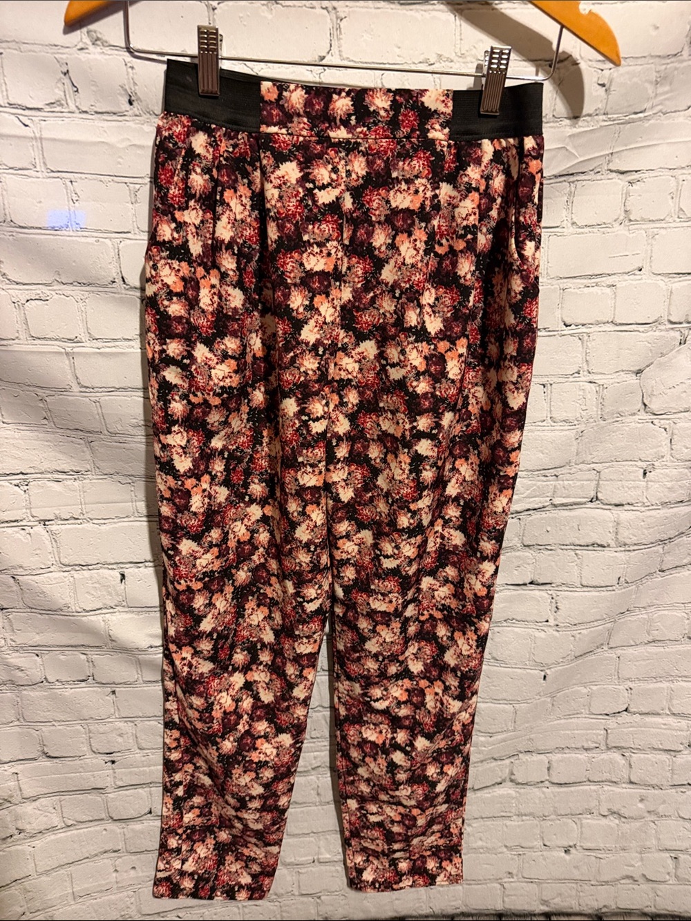 Xhilaration Floral Print Pants Woman’s size Small